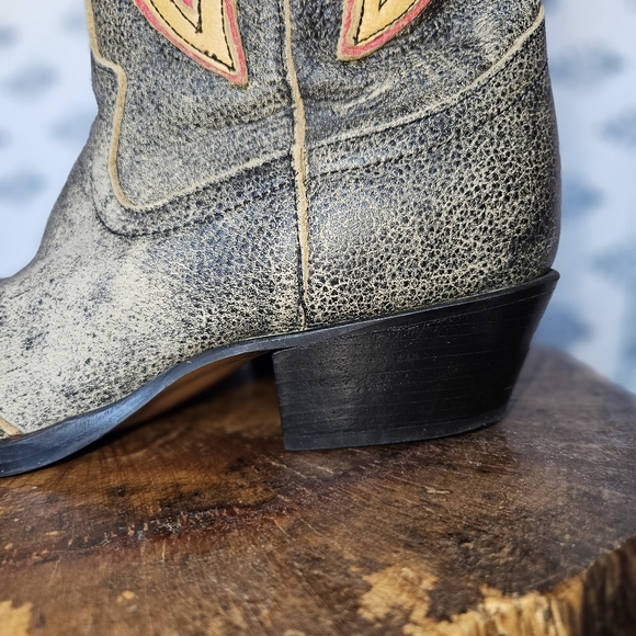 Sold - Picture 6 of 10